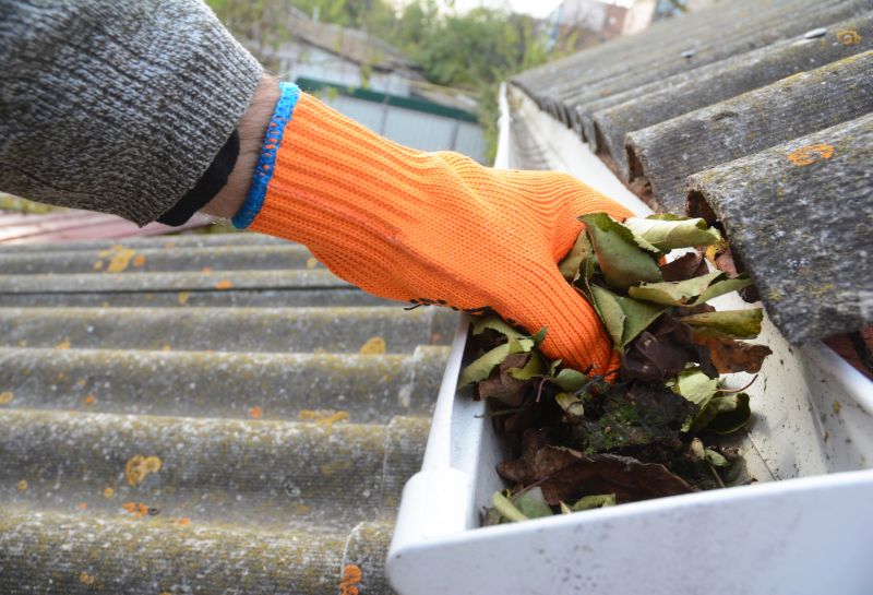 Garage Gutter Cleaning in Long Island, NY